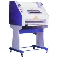 Moulder Machine